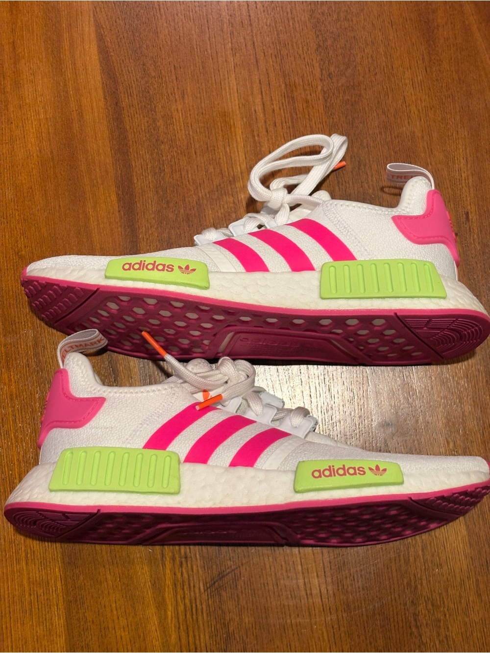 Adidas NMD - Picture 2 of 7